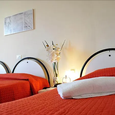 Liu 3* Lido di Camaiore