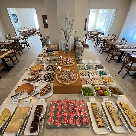 Liu Hotell Lido di Camaiore