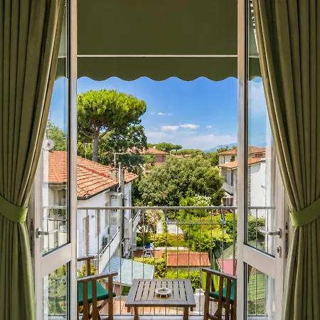 Liu Hotel 3*